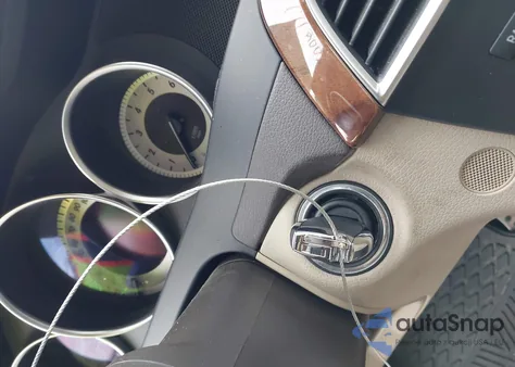 2013 Mercedes-Benz C 250 Luxury/Sport из США, поврежденный, VIN WDDGF4HB8DR286410